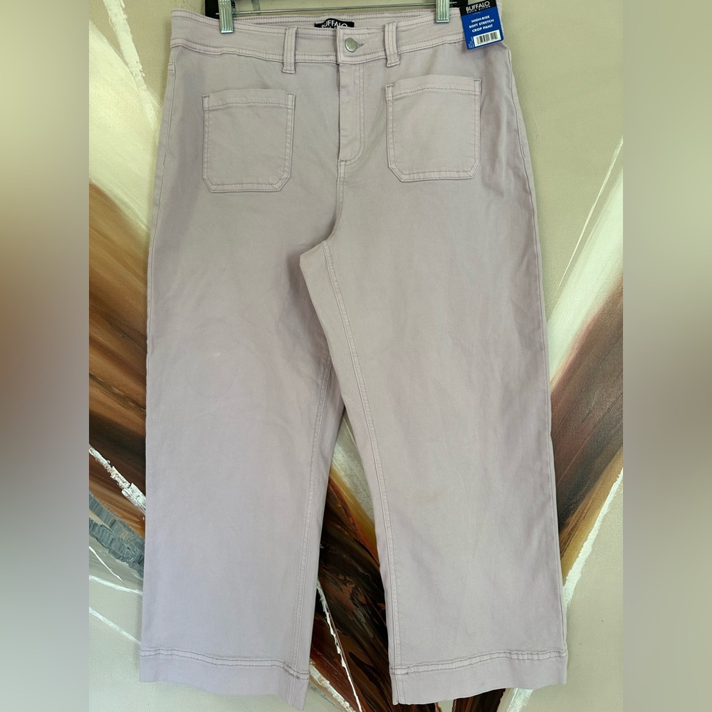 Buffalo David Bitton NWT Soft Stretch Lilac Crop Pants